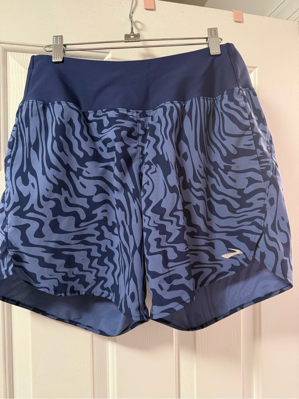 Brooks Women’s Navy and Light Blue Zebra-Print Running Shorts